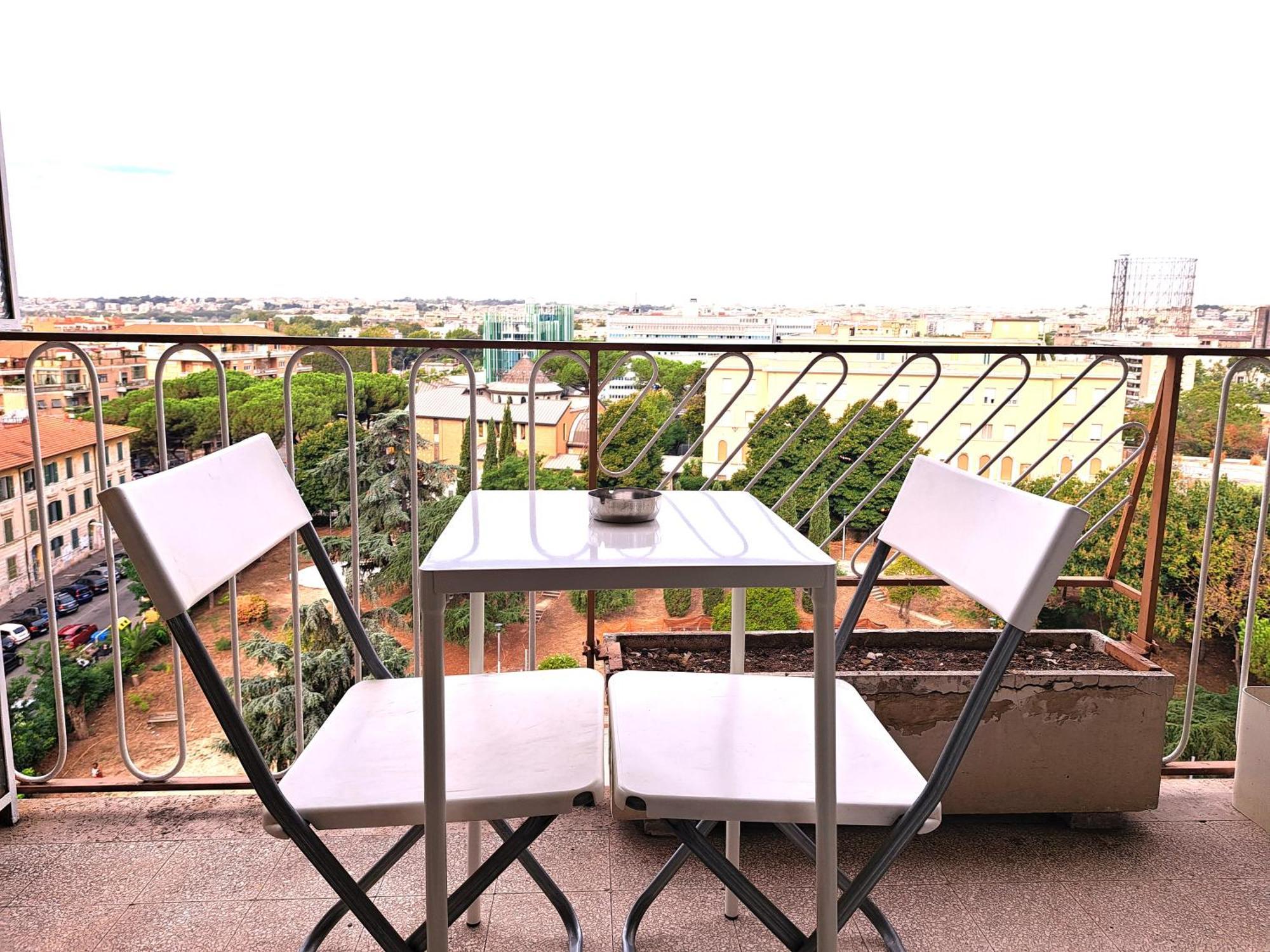 Metro Garbatella Appartement *
